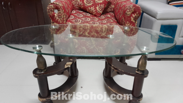 ৪ সিটের সোফা (৩টা+১টা) ১টি টি-টেবিল (১টি 2সিটের সোফা ফ্রি)